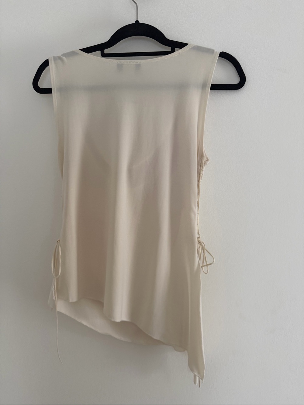 Cream Drape Neck Sleeveless Top - Picture 3 of 7
